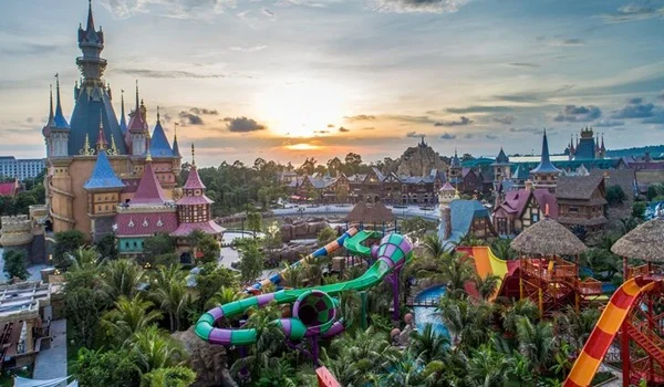 Vietnam Amusement Park